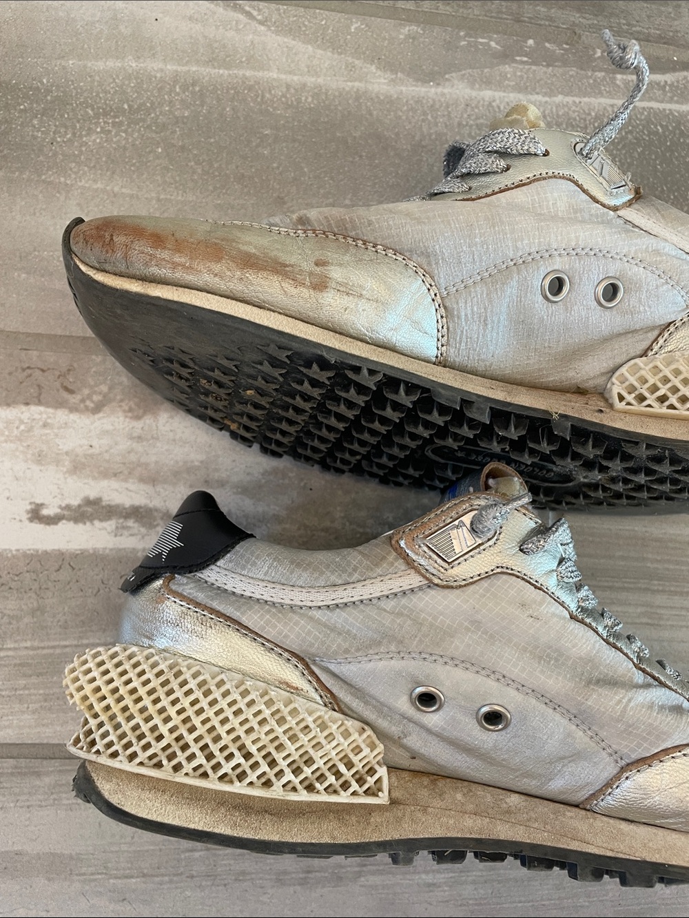 Golden Goose Marathon Silver Black Women’s 38 *FLAWS* - Picture 11 of 16
